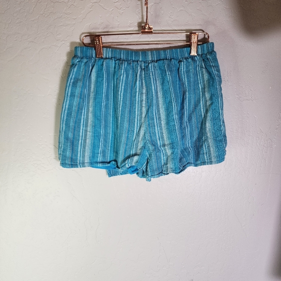 Lulu's Blue Gray Stripe Linen Skort Size Medium - Picture 4 of 8